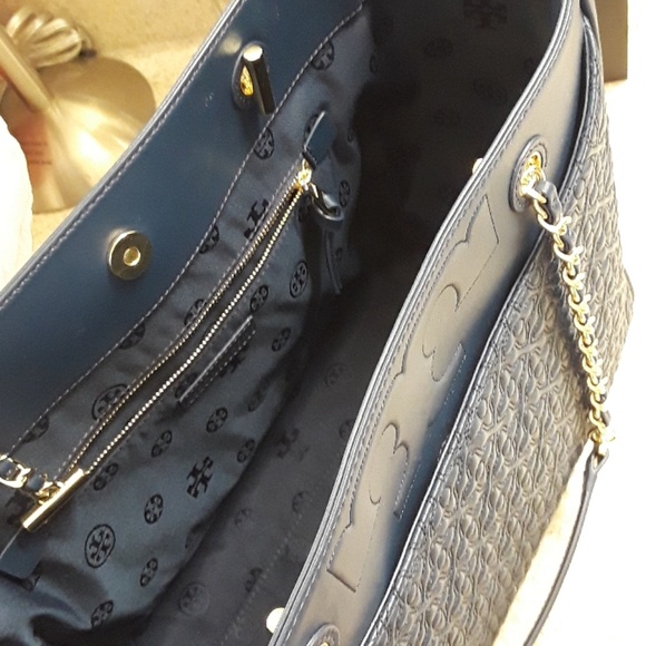 Bryant tote - Picture 2 of 2